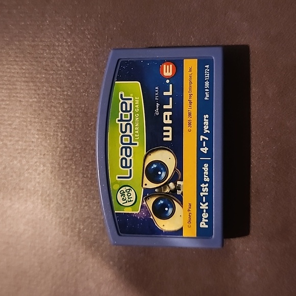 Leapster2 Connected Learning Game System - Green - Picture 8 of 11